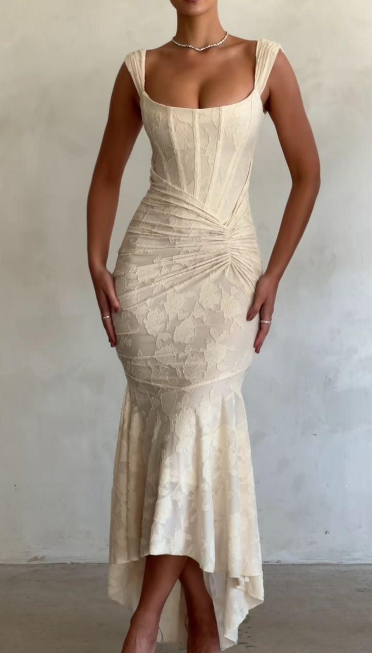 Reyanna™ | White bell floral maxi dress