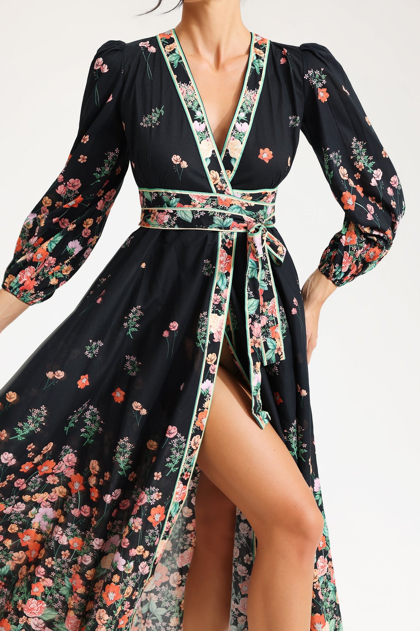 Reyanna™ | Floral Long Sleeve V-Neck Lace Up Midi Dress Black