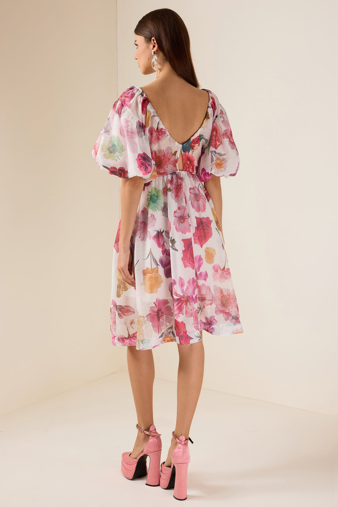 Reyanna™ | Floral V-Neck Puff Sleeve Mini Dress
