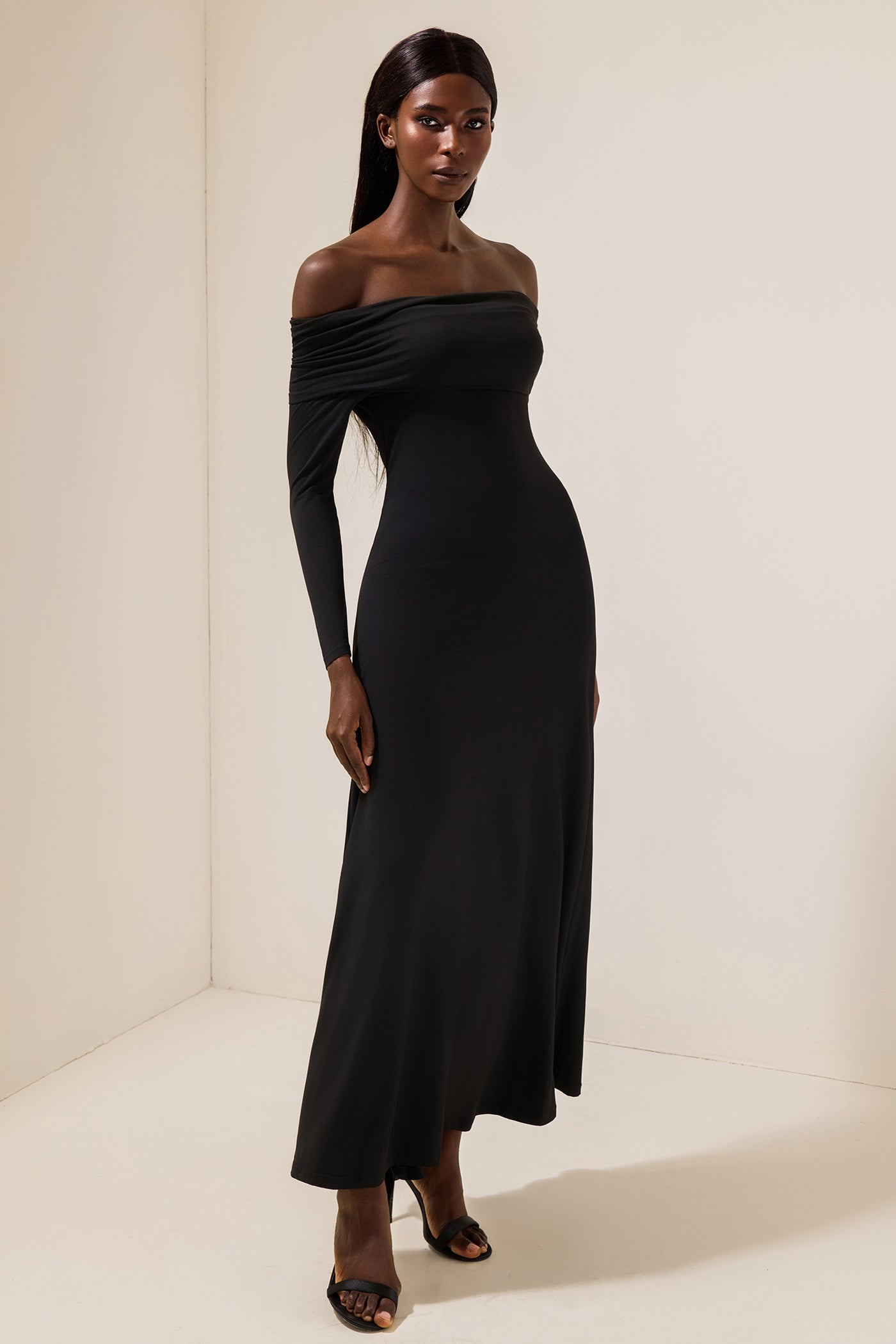 Reyanna™ | Jersey Solid Off-Shoulder Maxi Dress