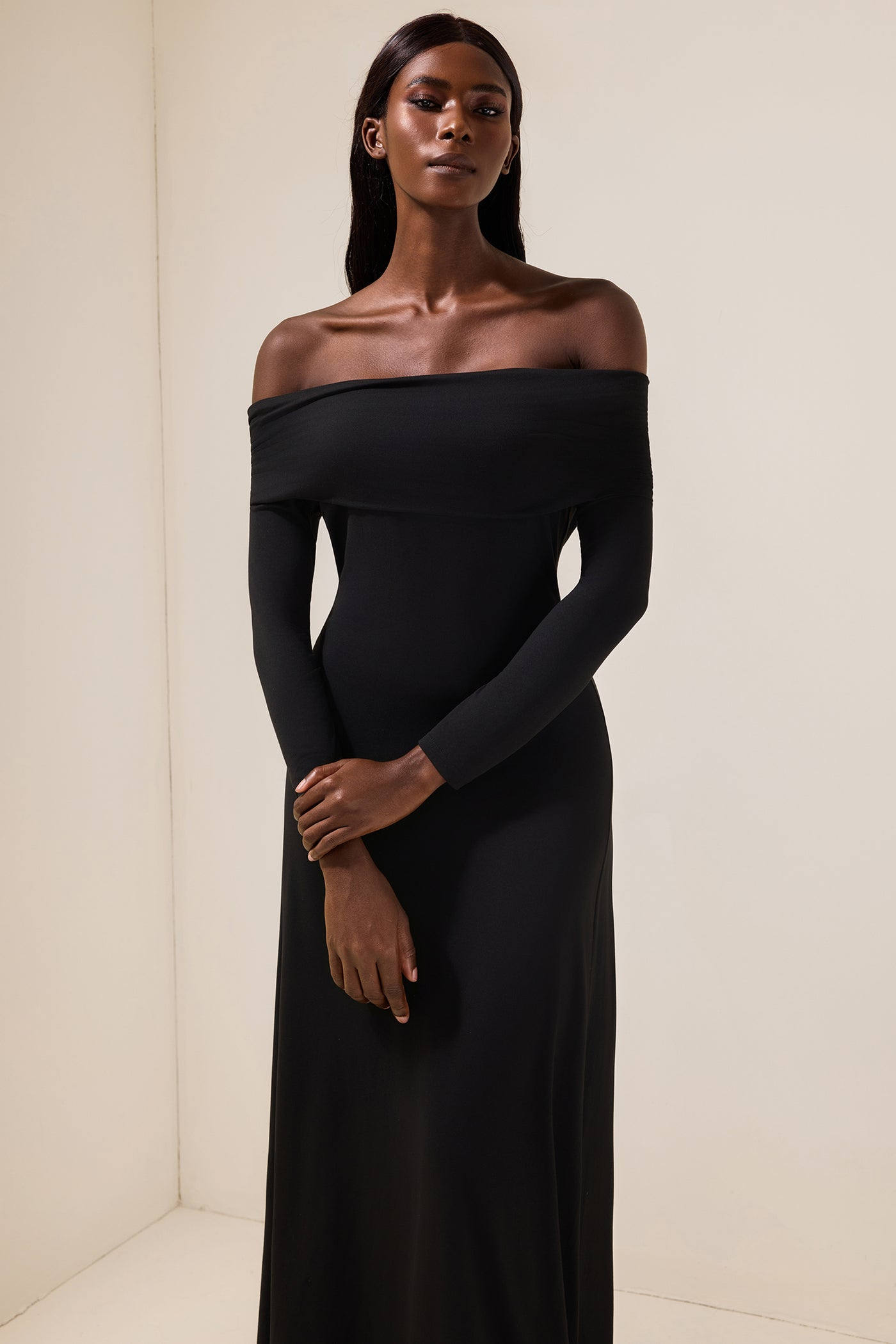 Reyanna™ | Jersey Solid Off-Shoulder Maxi Dress