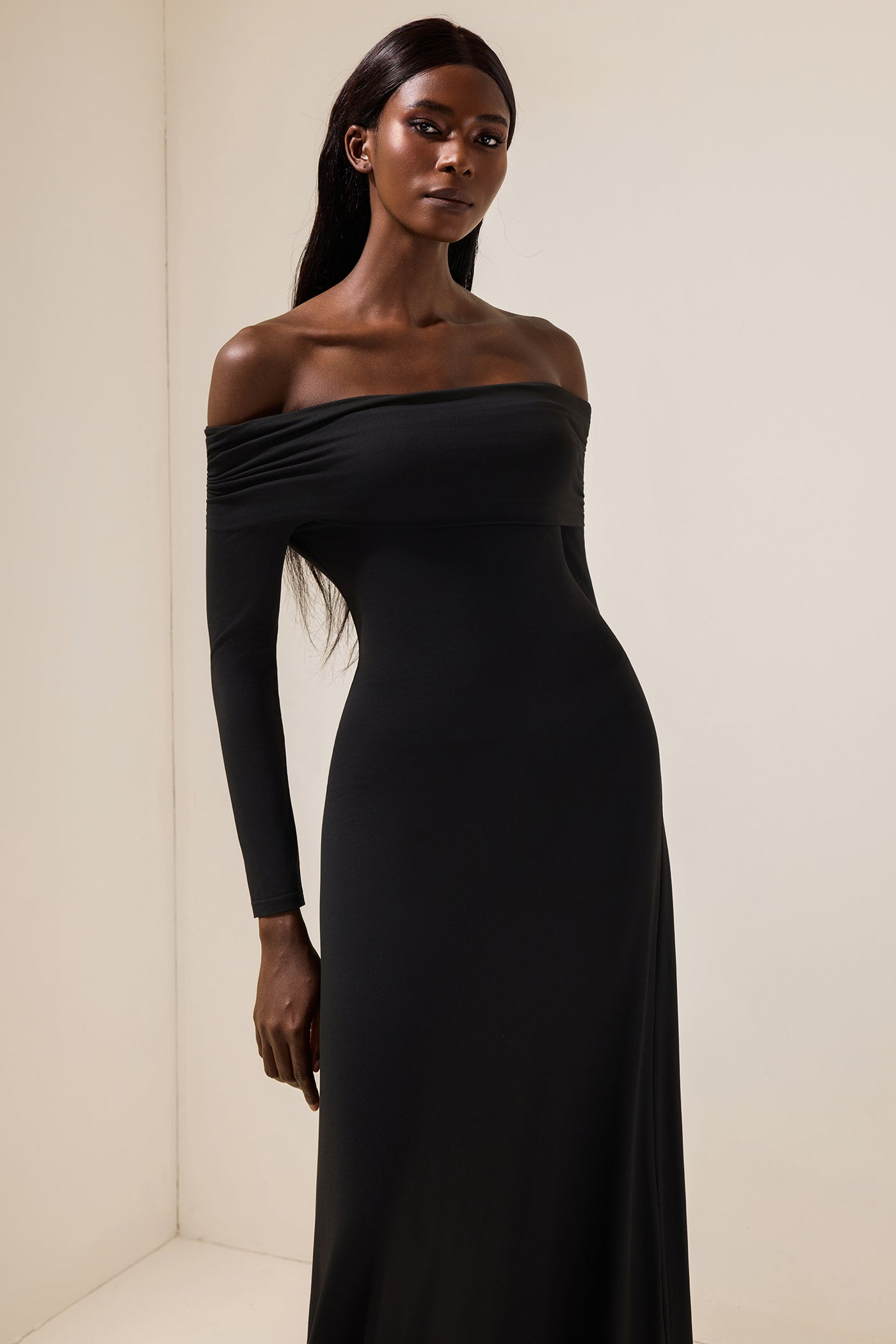 Reyanna™ | Jersey Solid Off-Shoulder Maxi Dress