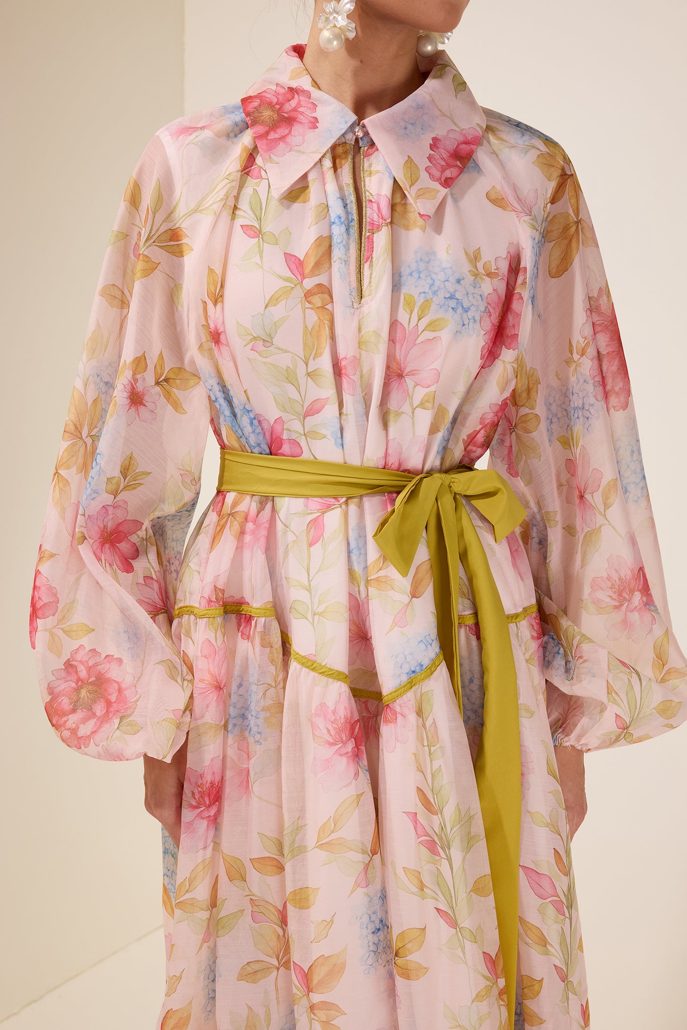 Reyanna™ | Floral Flapped Lantern Sleeve Midi Dress