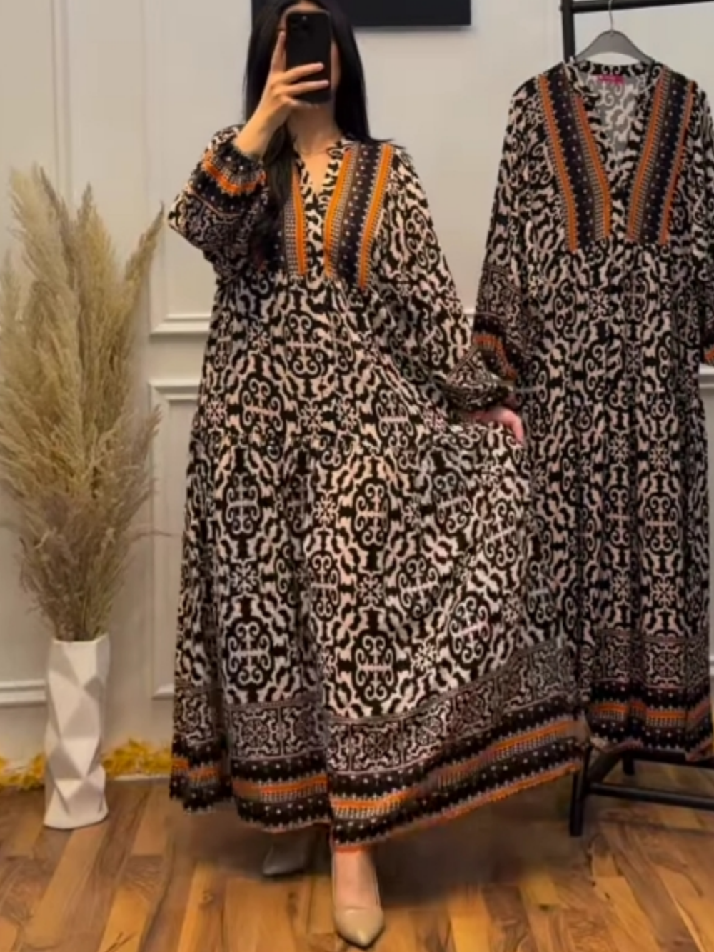 Reyanna™ | Contrast color V-neck long sleeve printed dress