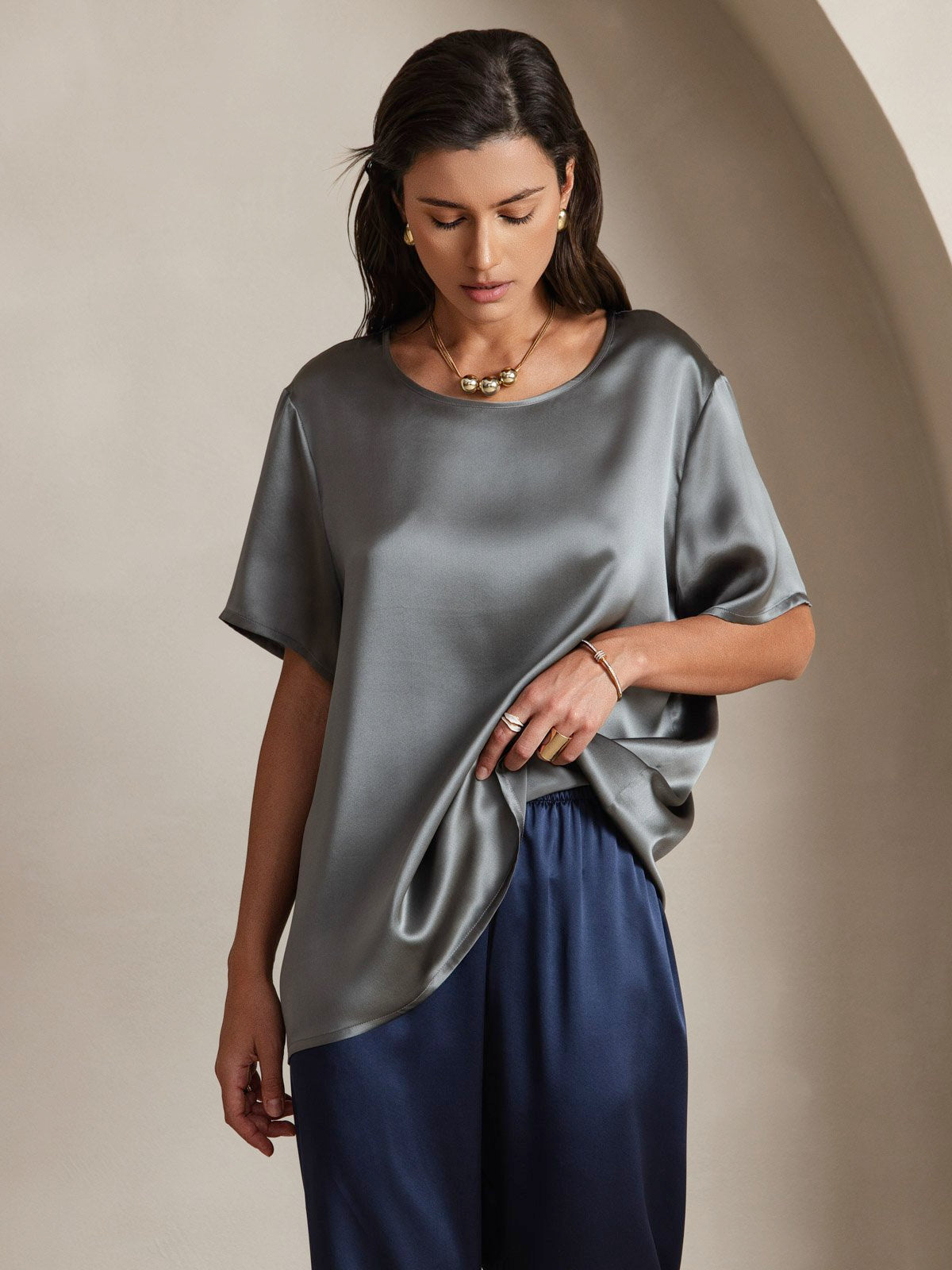 Reyanna™ | Ren siden Kort Ärme T-shirt (byxor ingår ej)