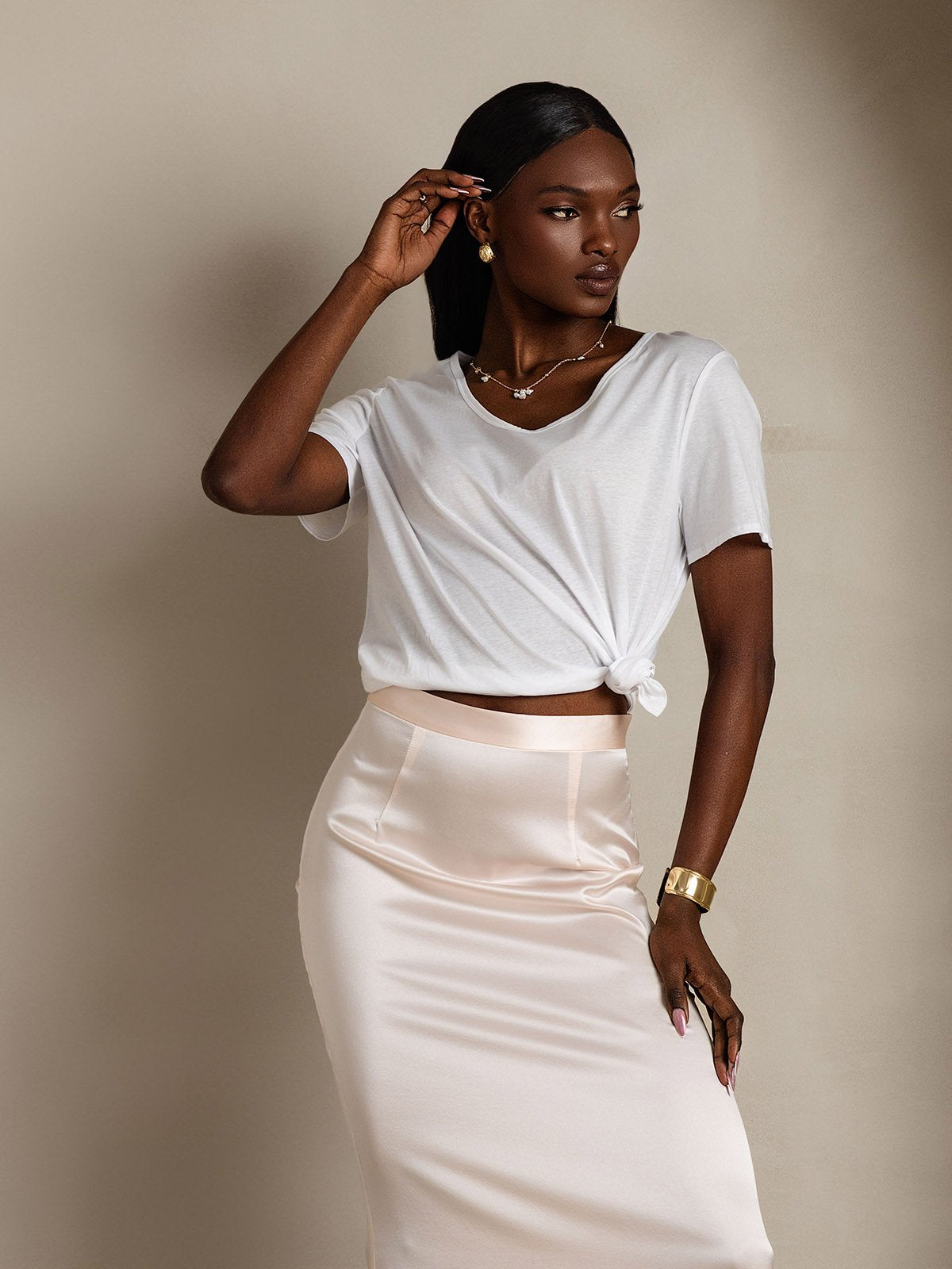 Reyanna™ | Silkeblandning V-ringning Dam T-shirt