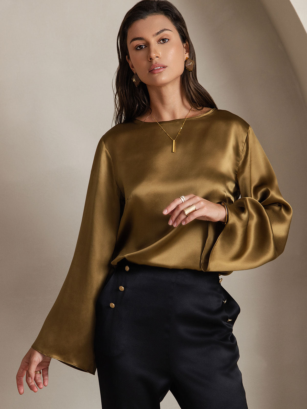Reyanna™ | Silke Avslappnad Långärmad Blus