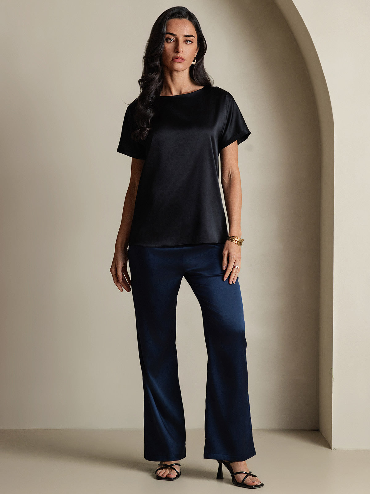 Reyanna™ |Silkesklassisk Avslappnad T-shirt med Kort Ärme