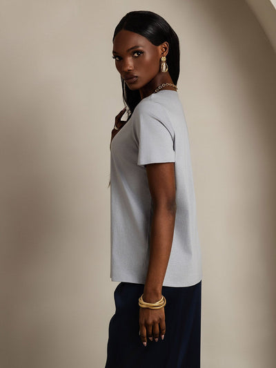 Reyanna™ | Silkeblandning U-ringning Dam T-shirt