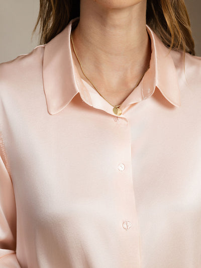 Reyanna™ | Silkesklassisk Militärinspirerad Blus Med Krage
