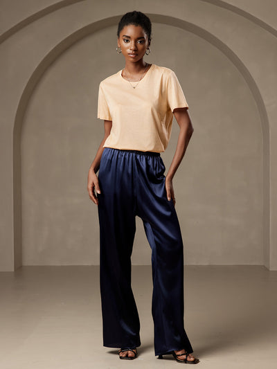 Reyanna™ | Silke Stickad Bas Rund Hals T-Shirt