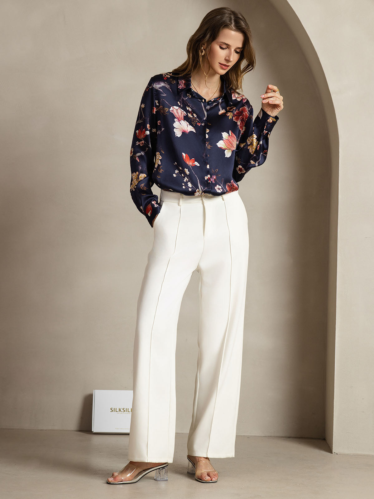 Reyanna™ | Silke Basic Military Lapel Skjorta