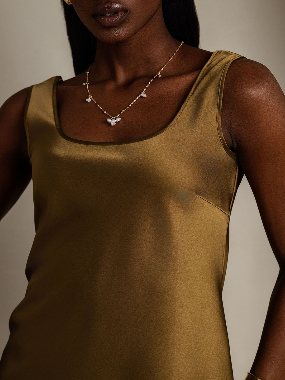Reyanna™ | Silke U-ringad Axelbands Camiseta Top
