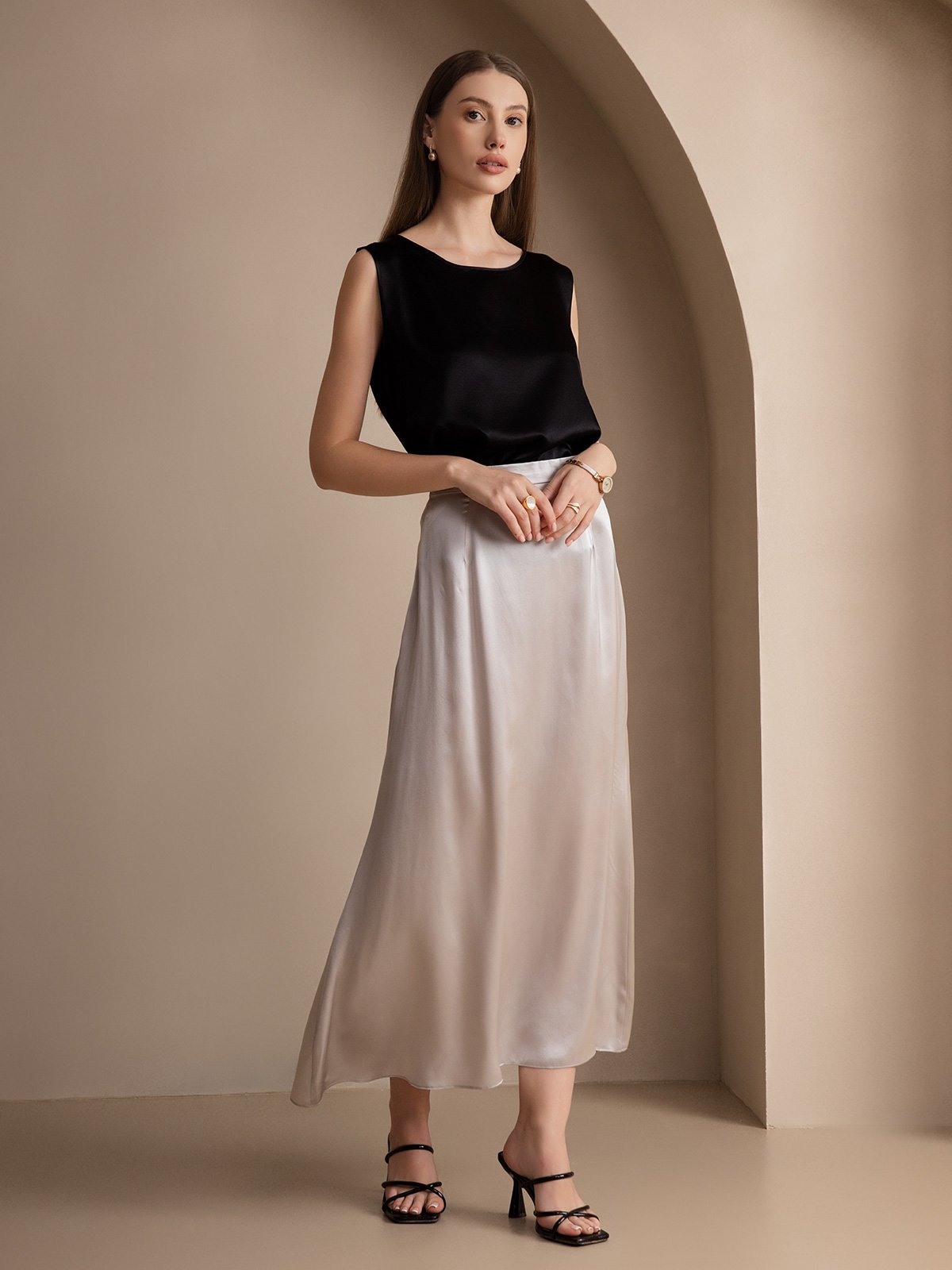 Reyanna™ | Silke Rund Hals Linne