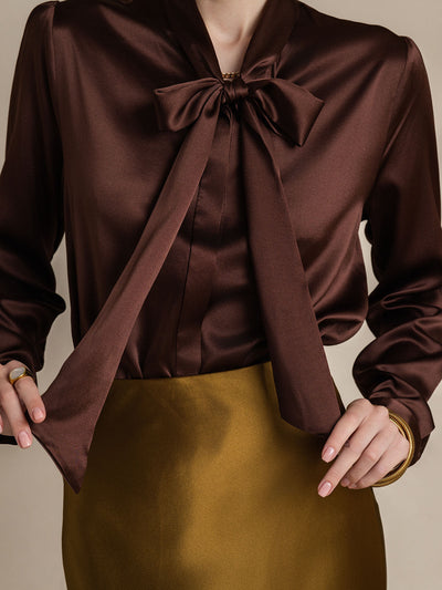 Reyanna™ | Elegant Siden Skjorta med Knytkrage och Långa Ärmar