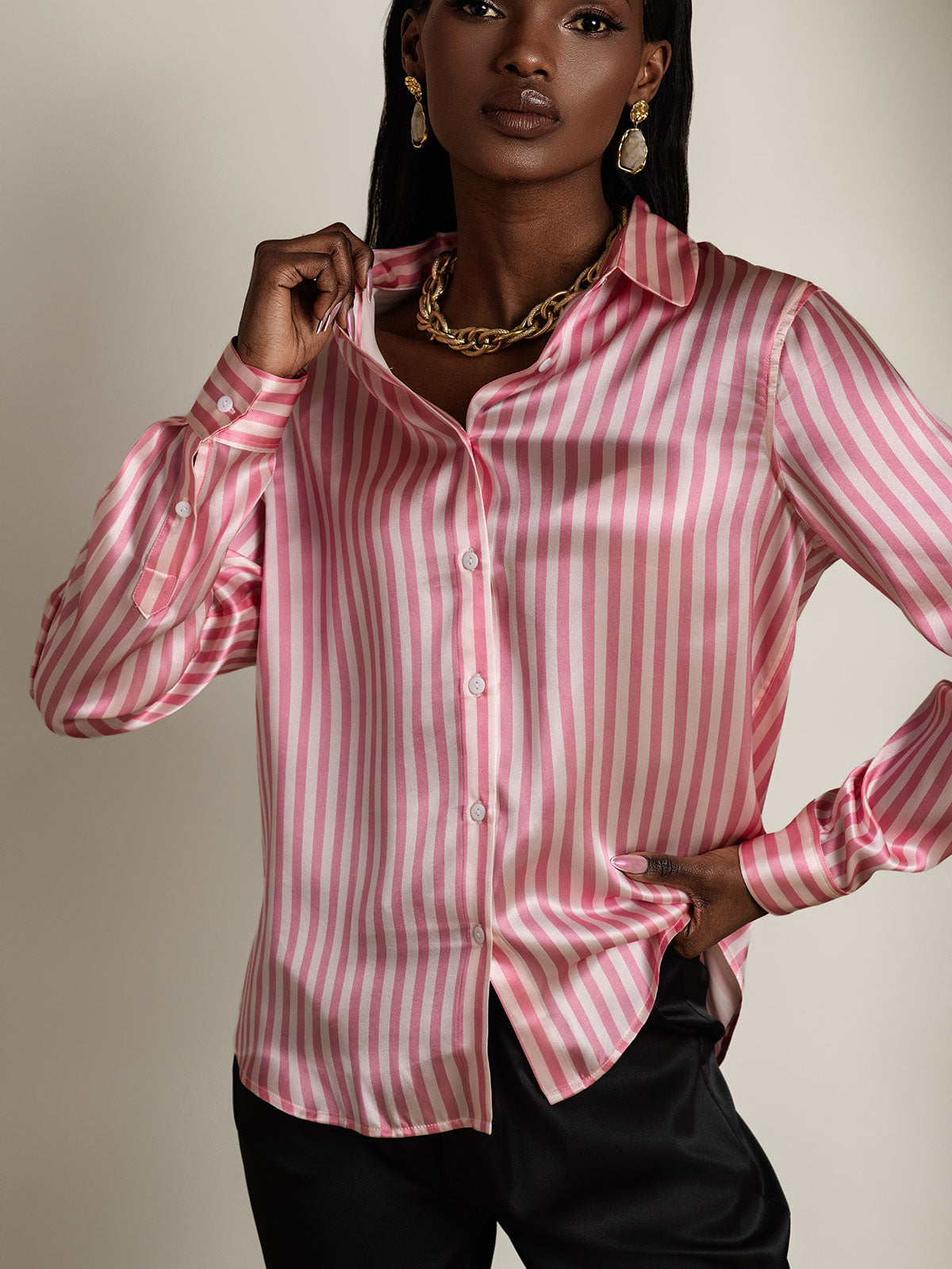 Reyanna™ | Silke Basic Military Lapel Skjorta