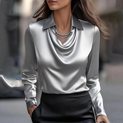 Reyanna |Farah | Elegant Satängblus med V-ringning