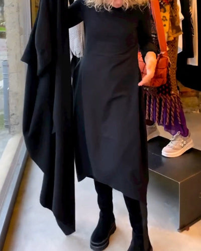 Elegant enfärgad klänning