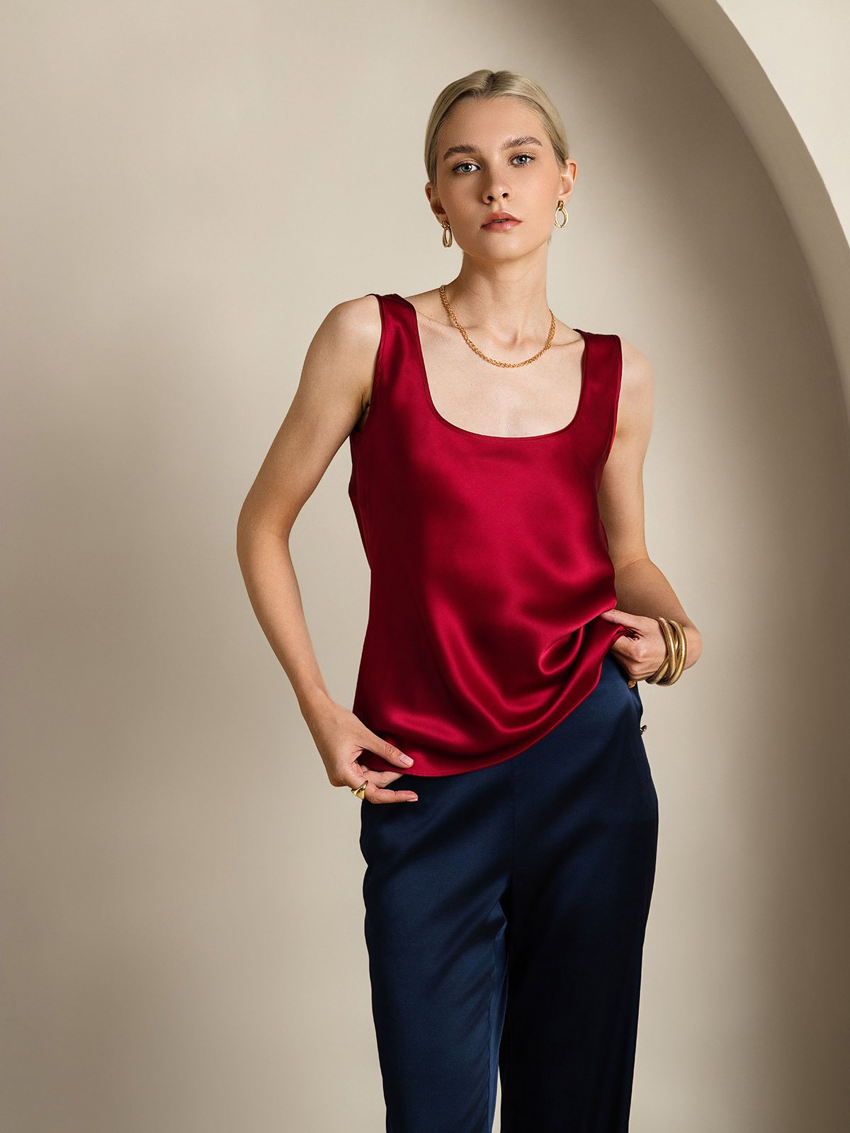 Reyanna™ | Silke U-ringad Axelbands Camiseta Top