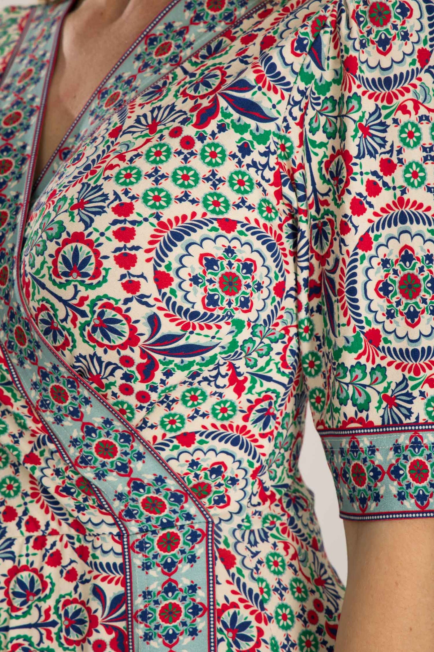 Slip-On wrap short jersey dress - Blue folklore
