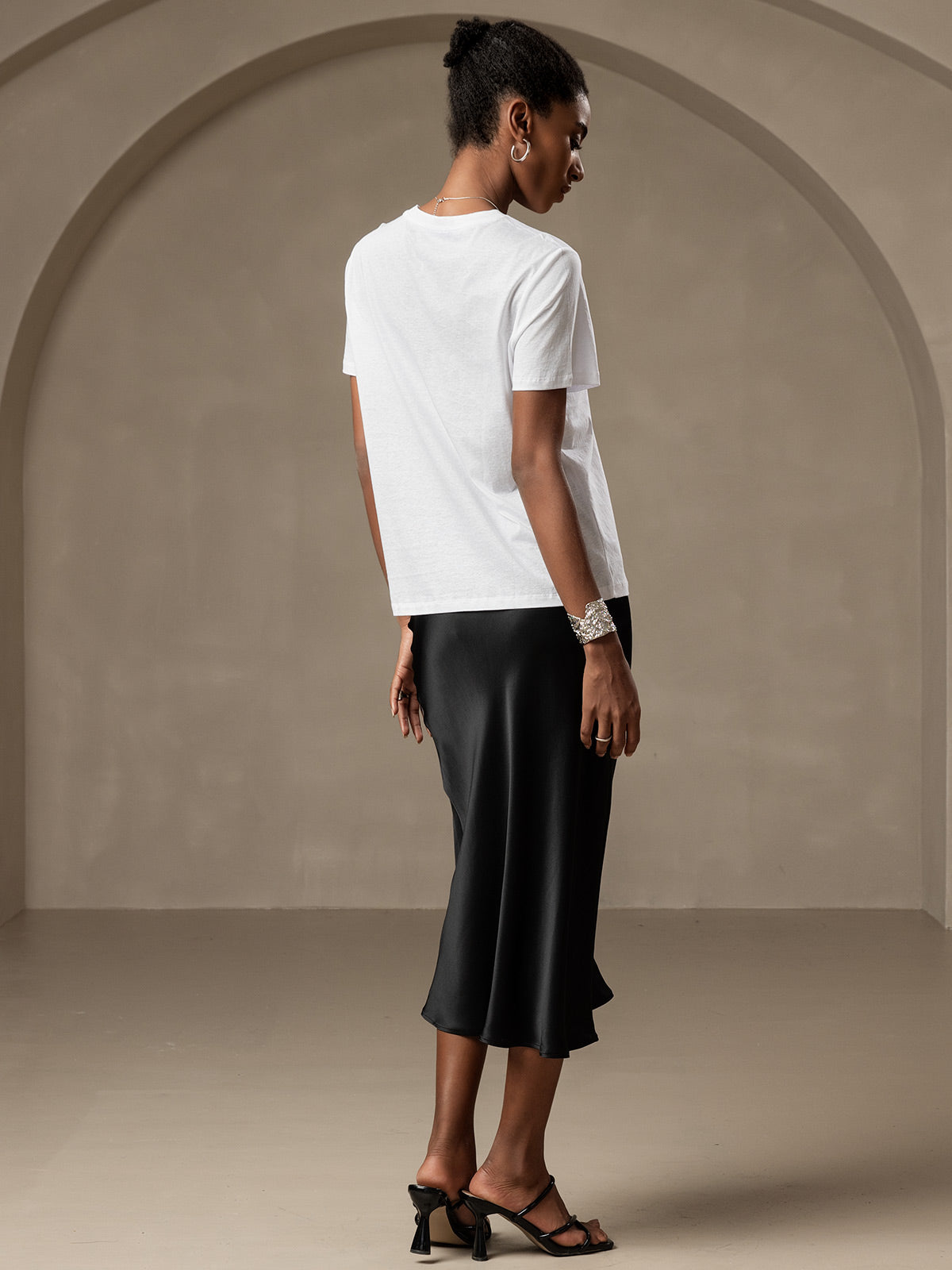 Reyanna™ | Silkestrikad Rundhals T-shirt