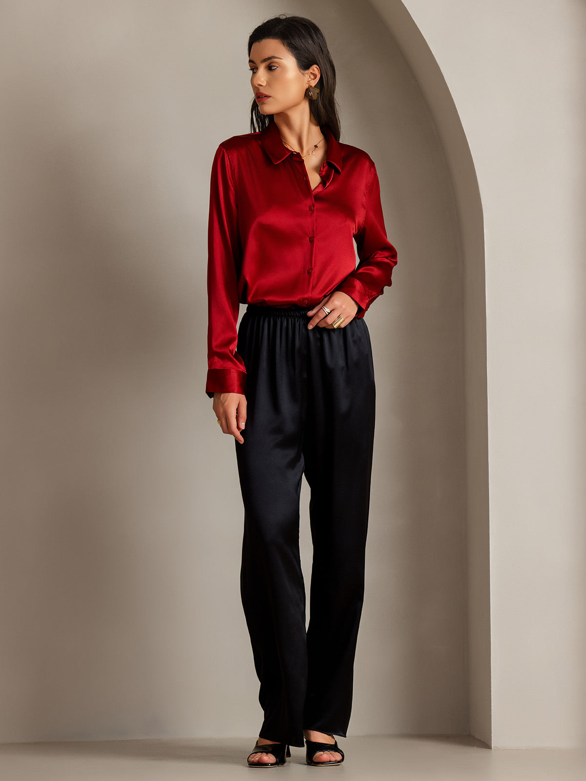 Reyanna™ | Silke Basic Military Lapel Skjorta