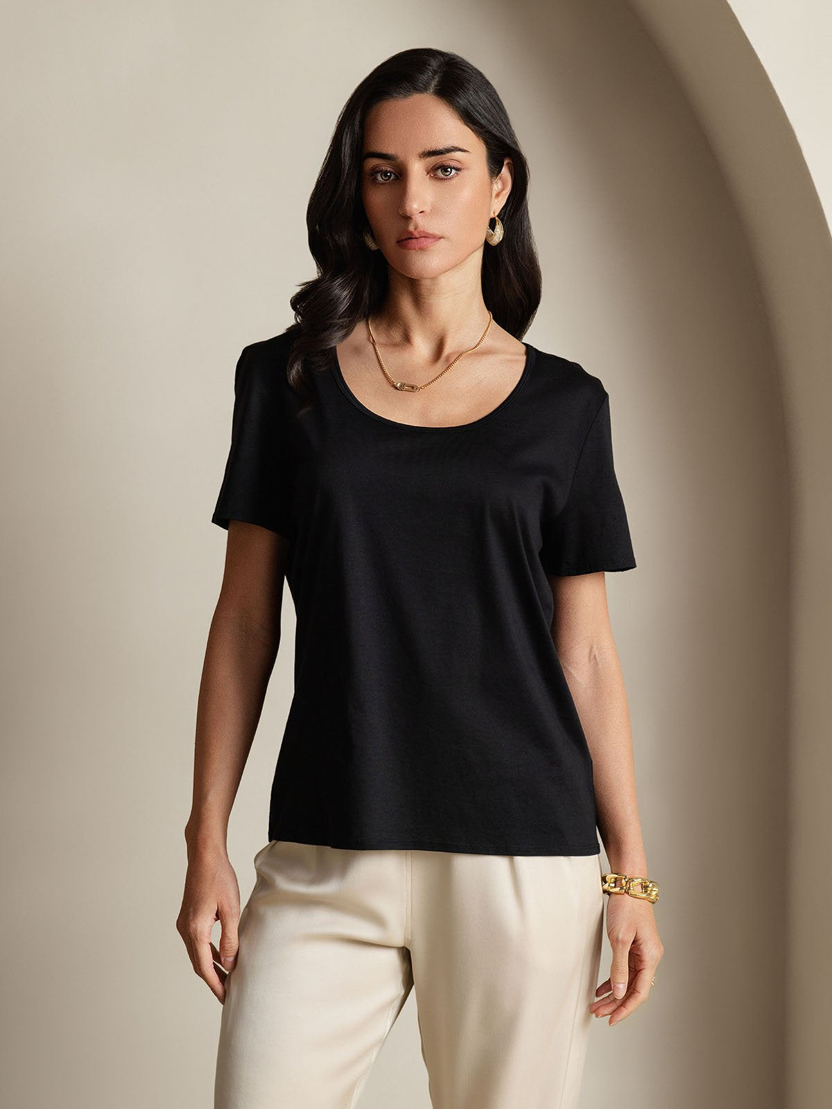 Reyanna™ | Silkeblandning U-ringning Dam T-shirt