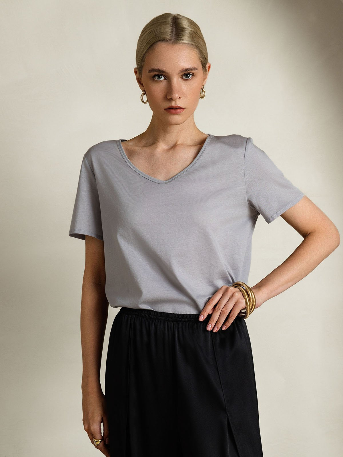 Reyanna™ | Silkeblandning V-ringning Dam T-shirt