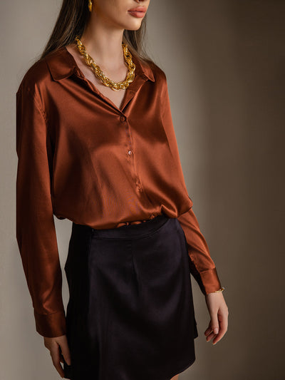 Reyanna™ | Silkesklassisk Militärinspirerad Blus Med Krage