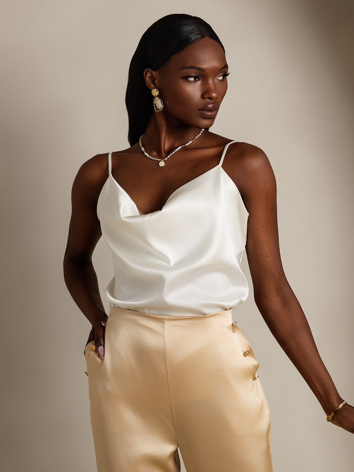 Reyanna™ | Silke Tunna Axelband Draperad Halsringning CamisoleTop