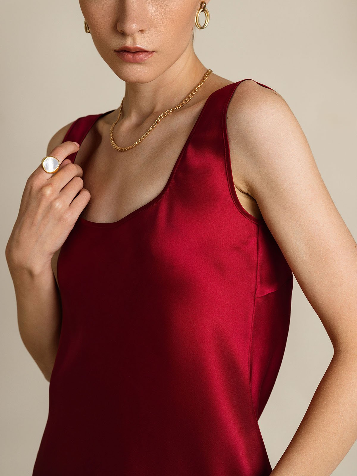 Reyanna™ | Silke U-ringad Axelbands Camiseta Top