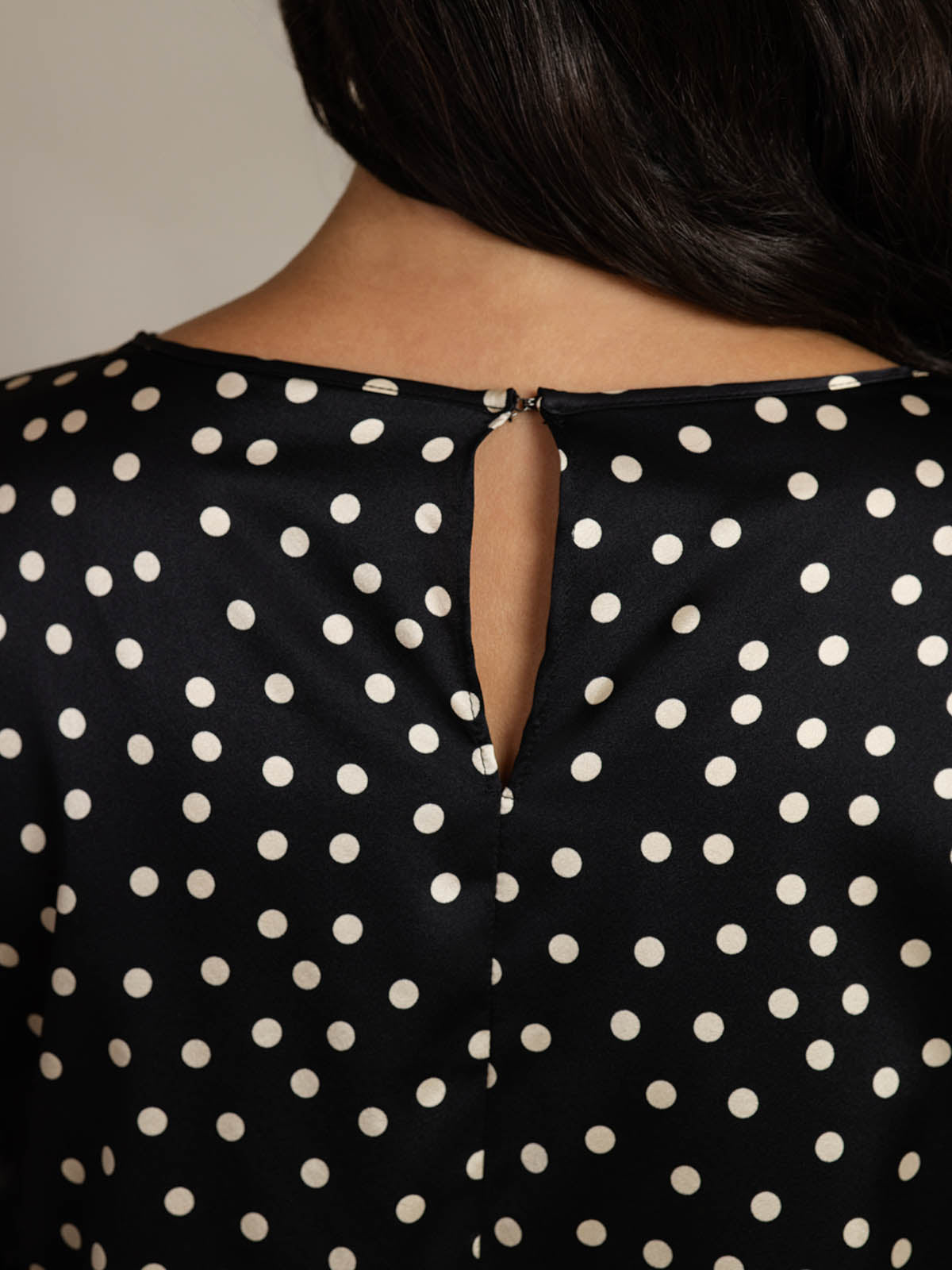 Reyanna™ | Silke Långärmad Blus