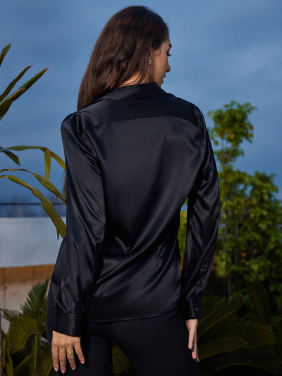 Reyanna™ | Silkesklassisk Militärinspirerad Blus Med Krage
