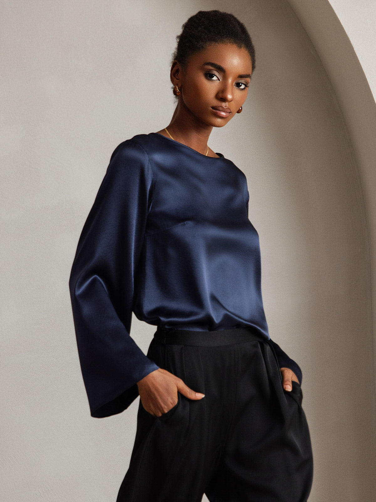 Reyanna™ | Silke Långärmad Blus