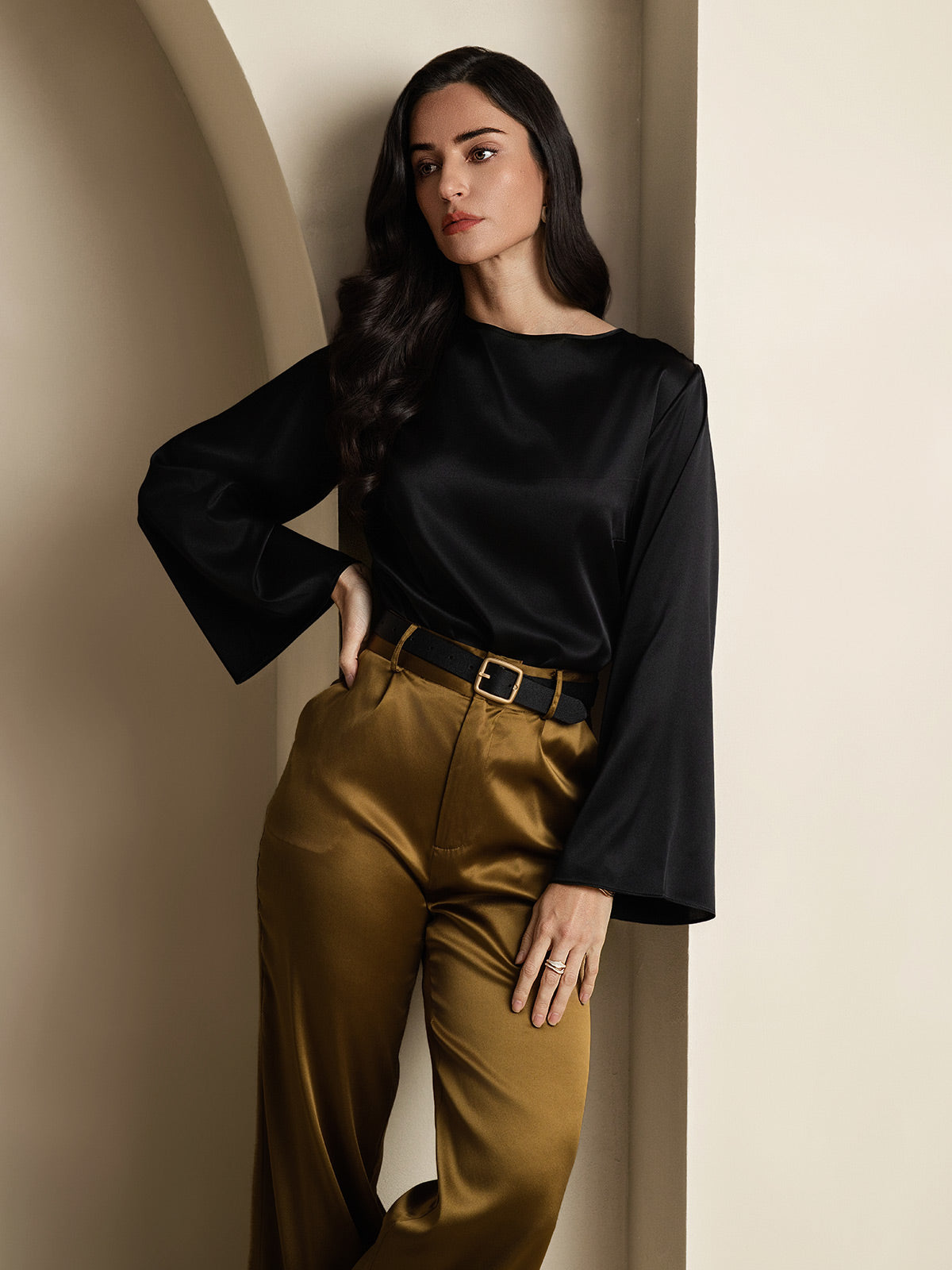 Reyanna™ | Silke Långärmad Blus