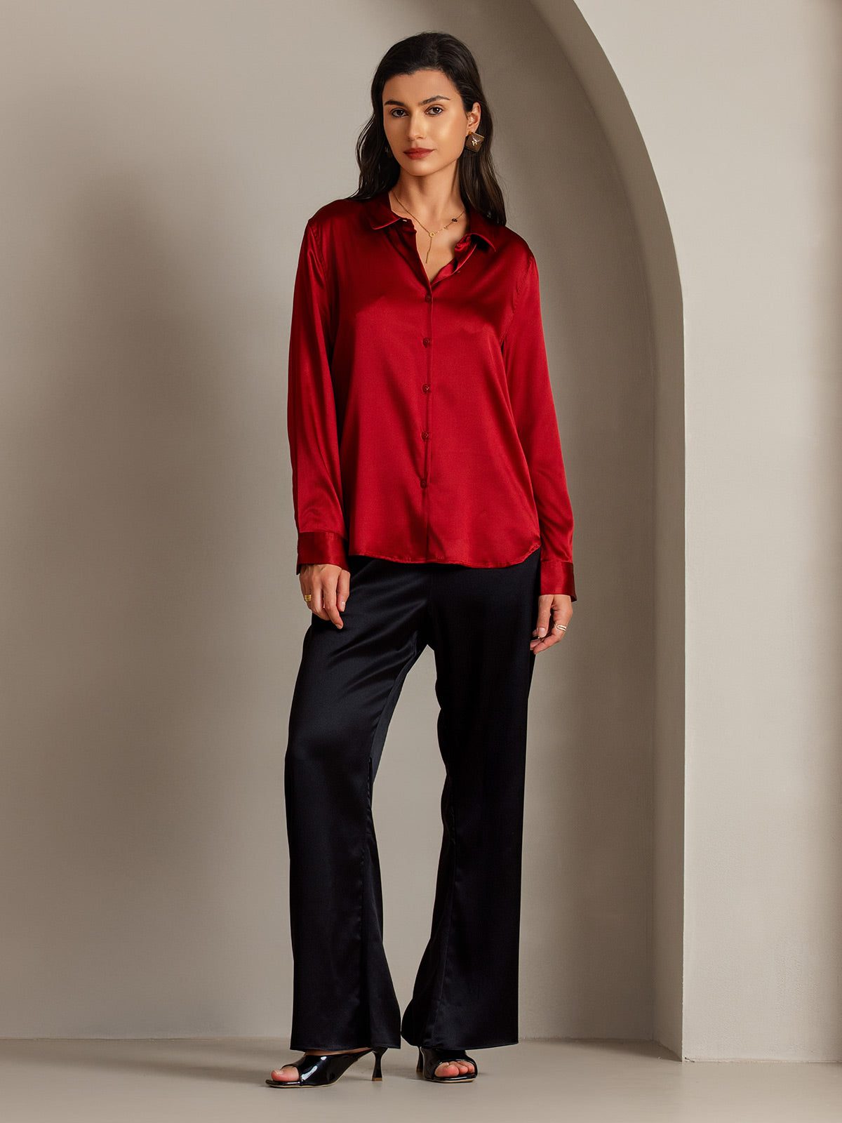 Reyanna™ | Silke Basic Military Lapel Skjorta