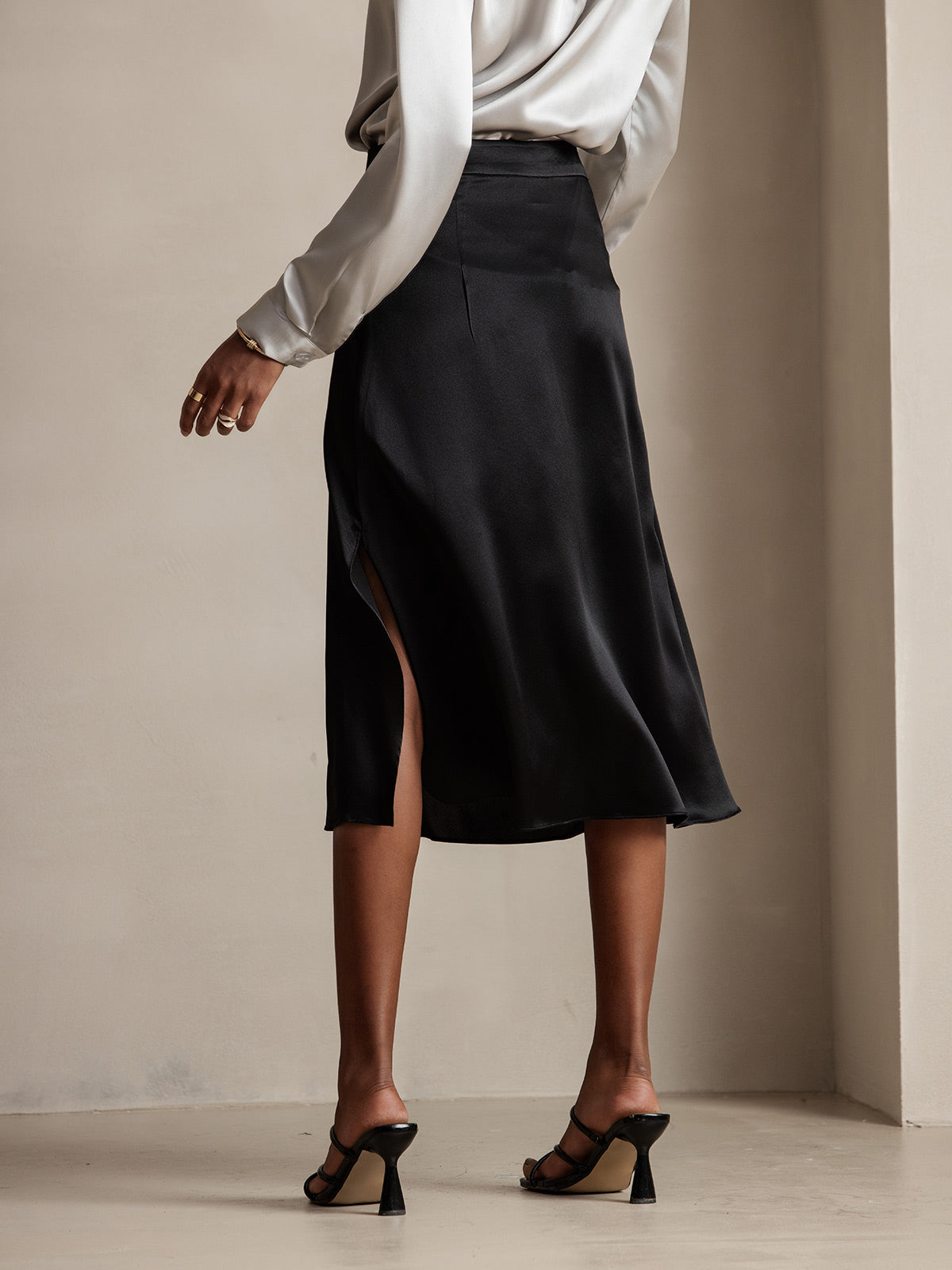 Reyanna™ | Siden Enfärgad Elegant Kjol Med Sprund