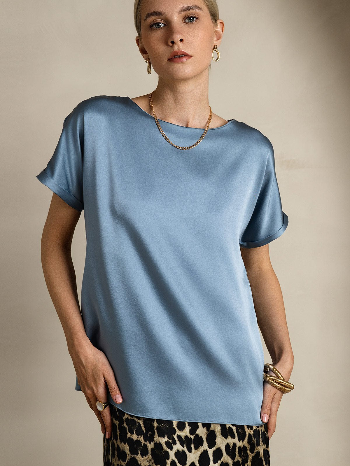 Reyanna™ |Silkesklassisk Avslappnad T-shirt med Kort Ärme