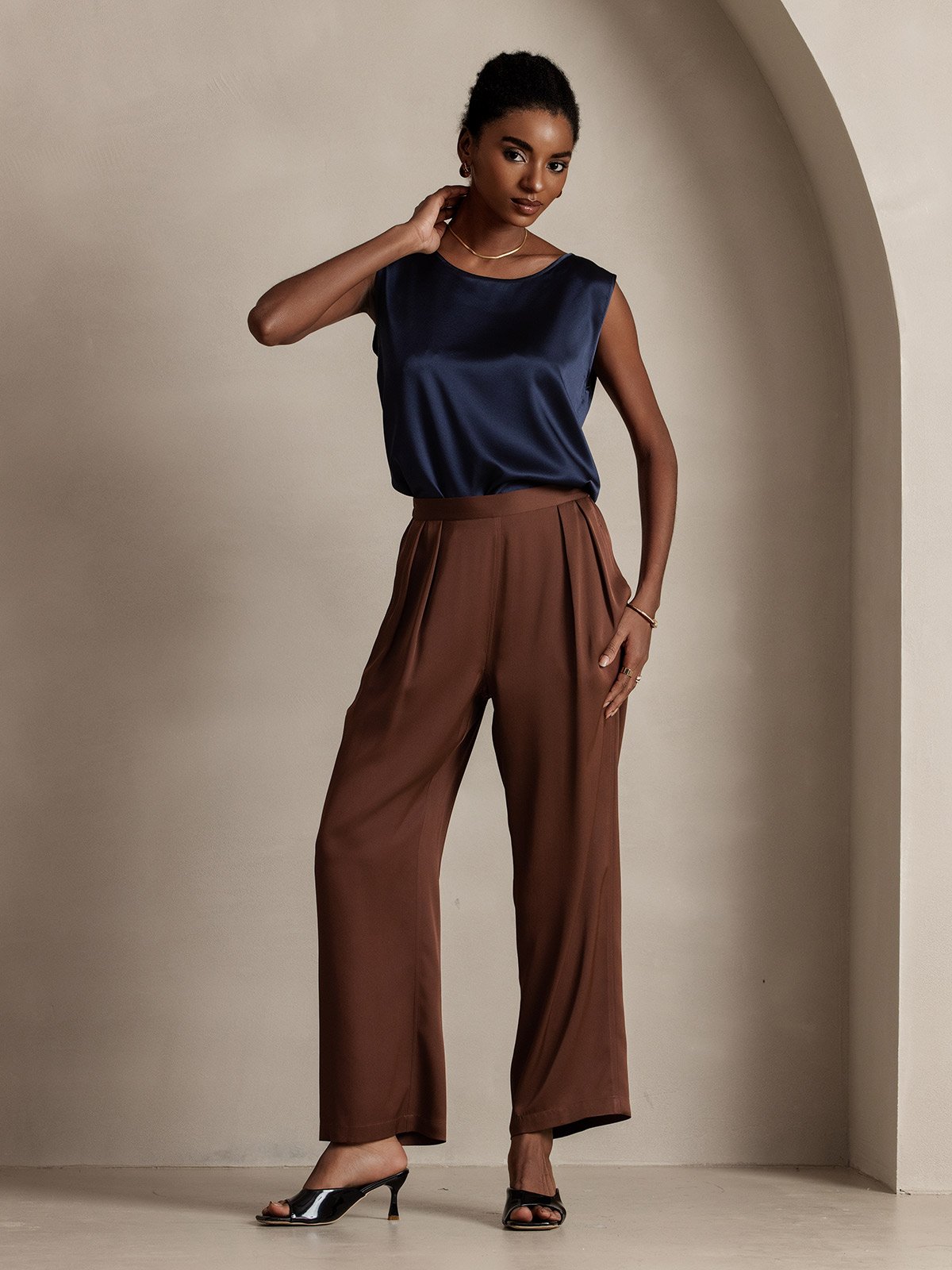 Reyanna™ | Silke Lounge Rund Hals Linne