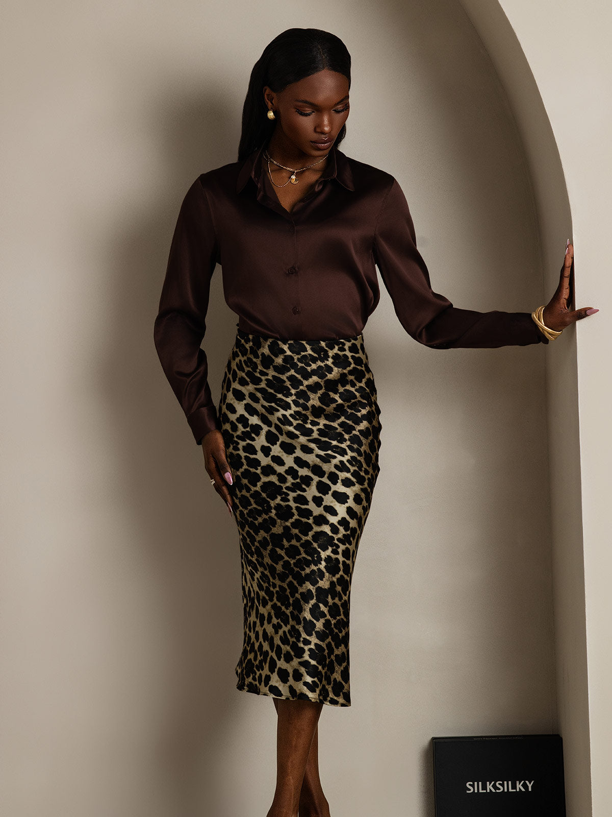 Reyanna™ | Silke Basic Military Lapel Skjorta