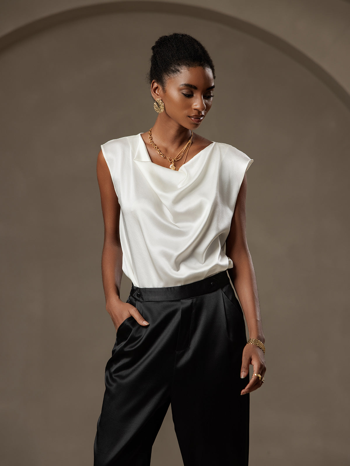 Reyanna™ | Siden modebyxor i carrotmodell