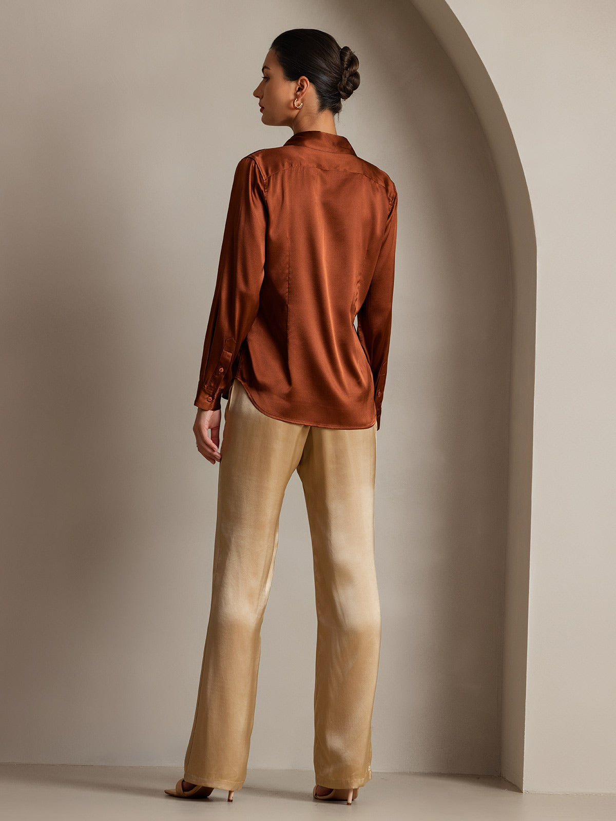 Reyanna™ | Silke Figursydda Knappfickor Kostymbyxor