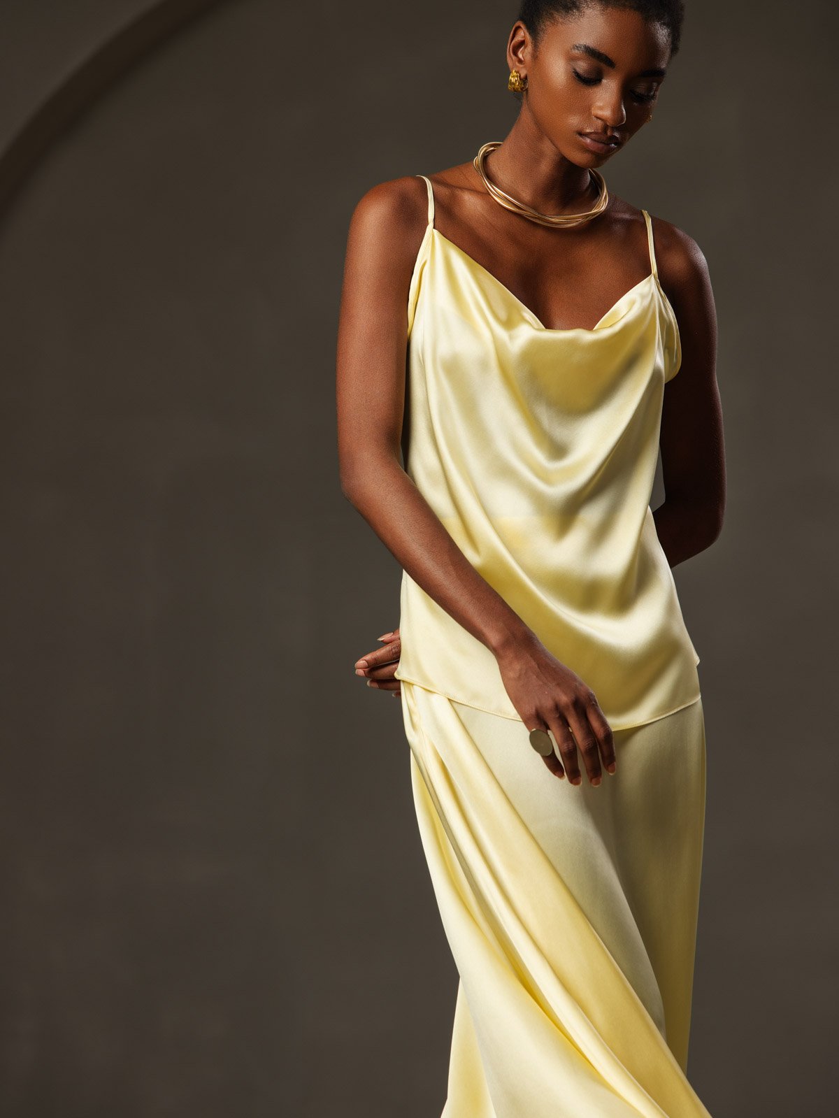 Reyanna™ | Silke Tunna Axelband Draperad Halsringning CamisoleTop