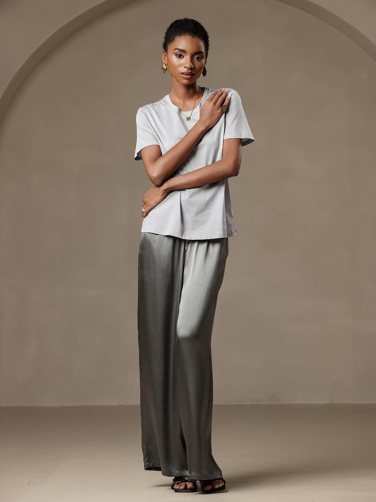 Reyanna™ | Silkestrikad Rundhals T-shirt