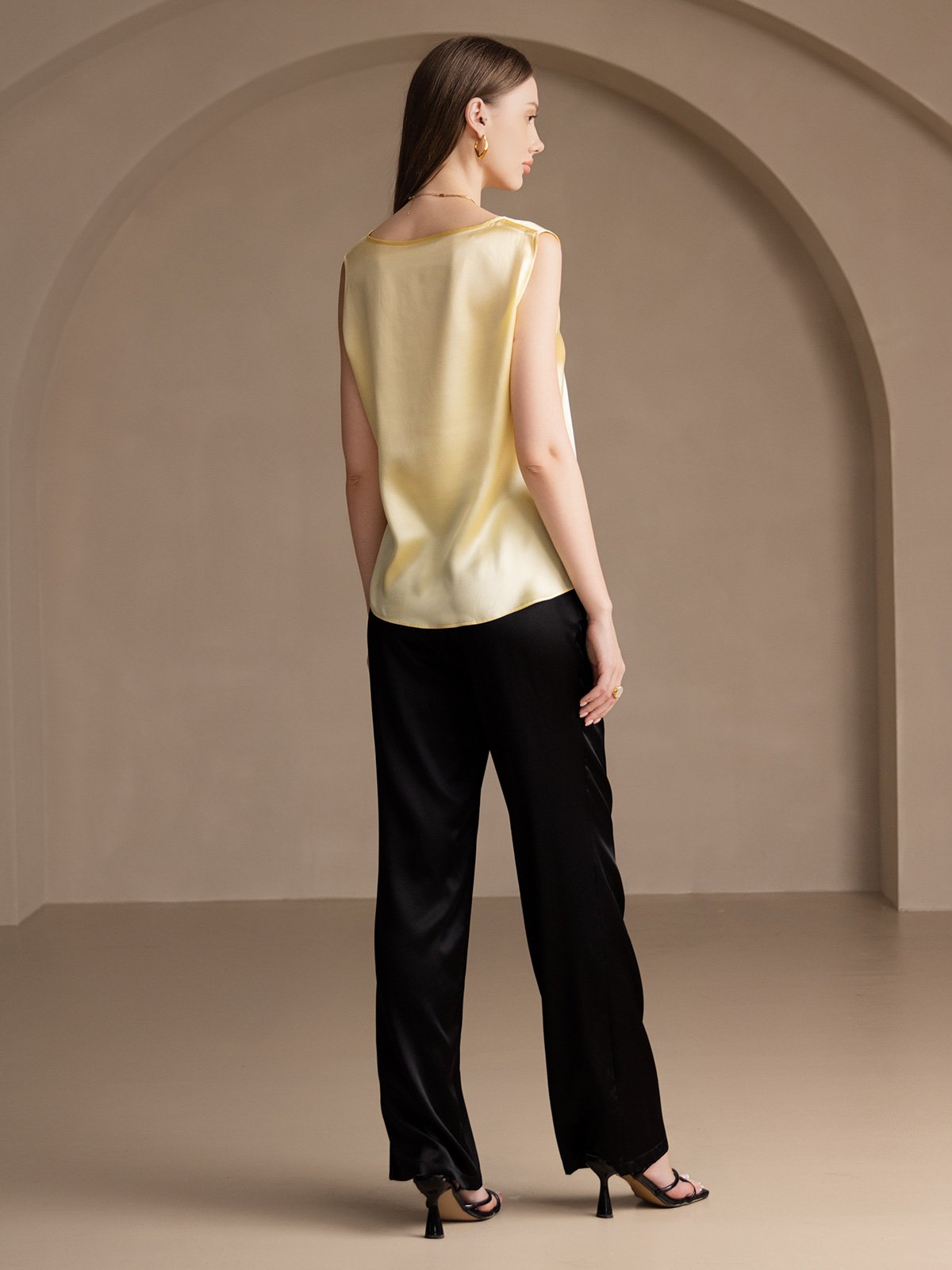 Reyanna™ | Silke Rund Hals Linne