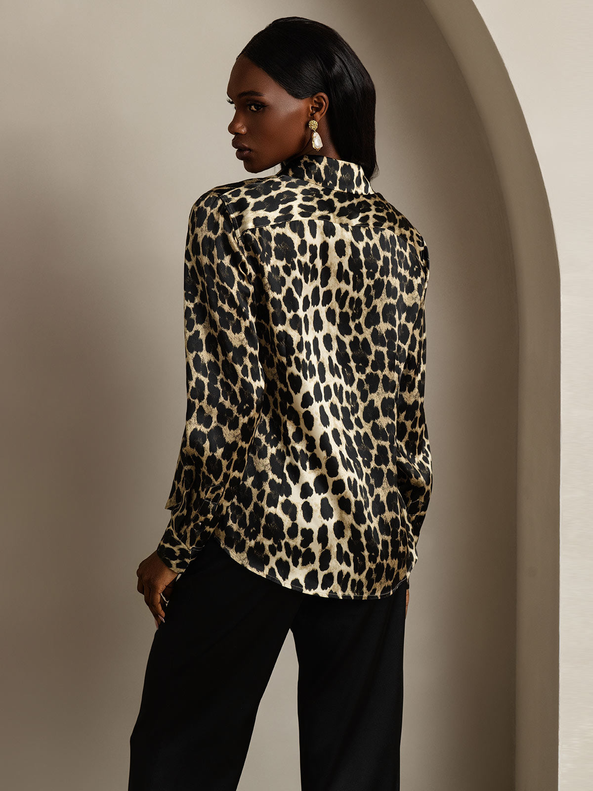 Reyanna™ | Basic Military Lapel Skjorta