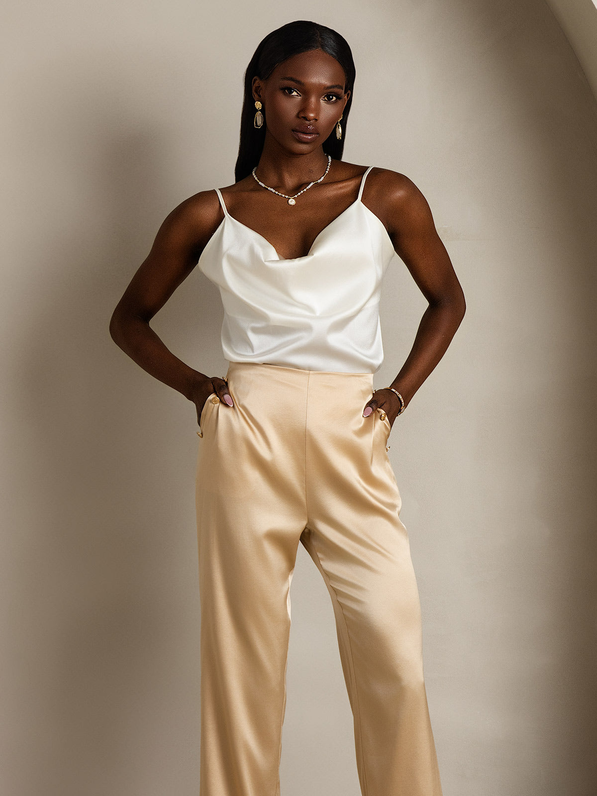 Reyanna™ | Silke Tunna Axelband Draperad Halsringning CamisoleTop